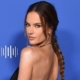 Alessandra Ambrosio in Two-Piece Workout Gear Has “Perfect” Start To